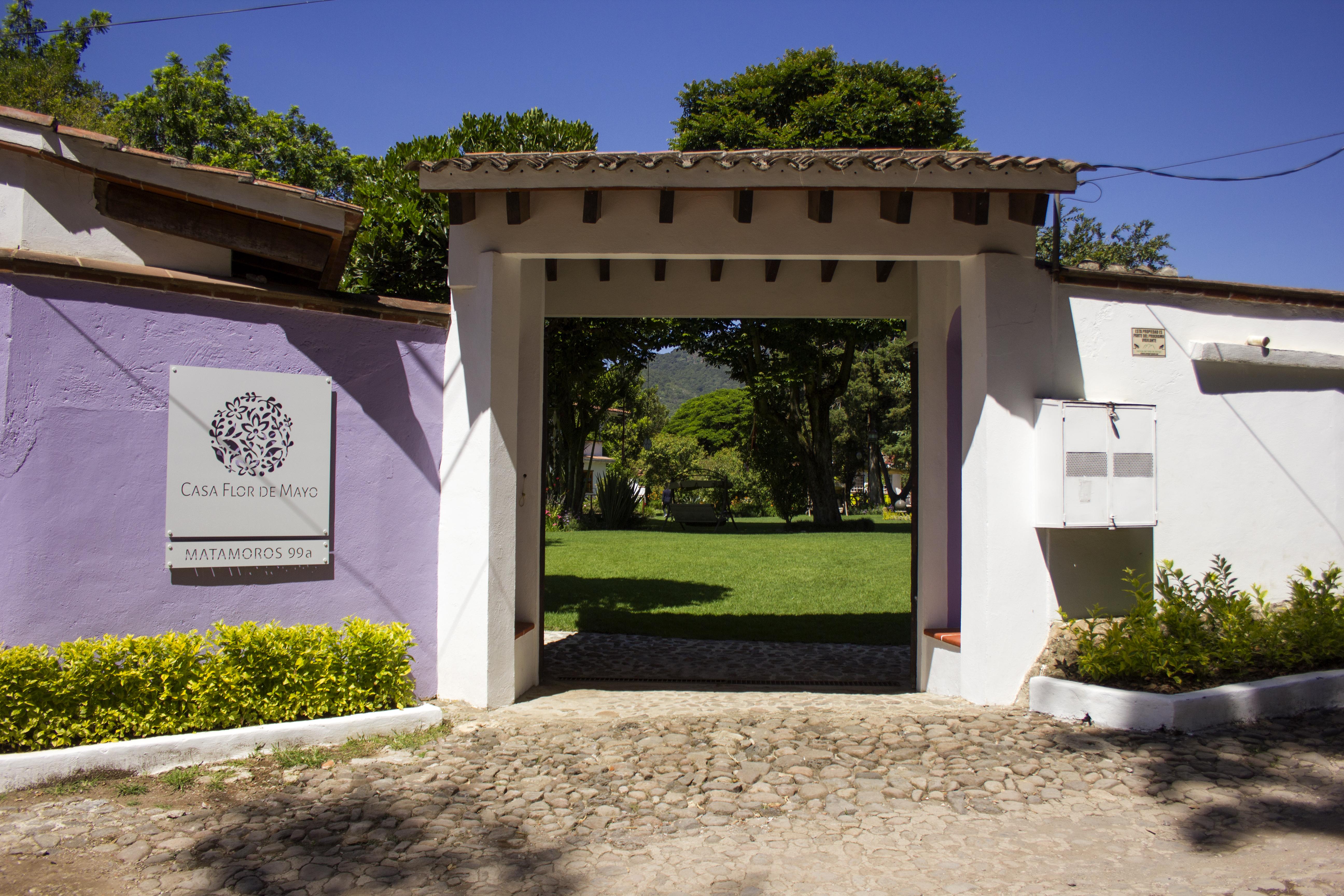 Casa Flor De Mayo Tepoztlán Exterior photo